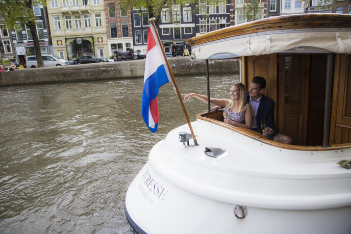 Romantic-cruise-amsterdam